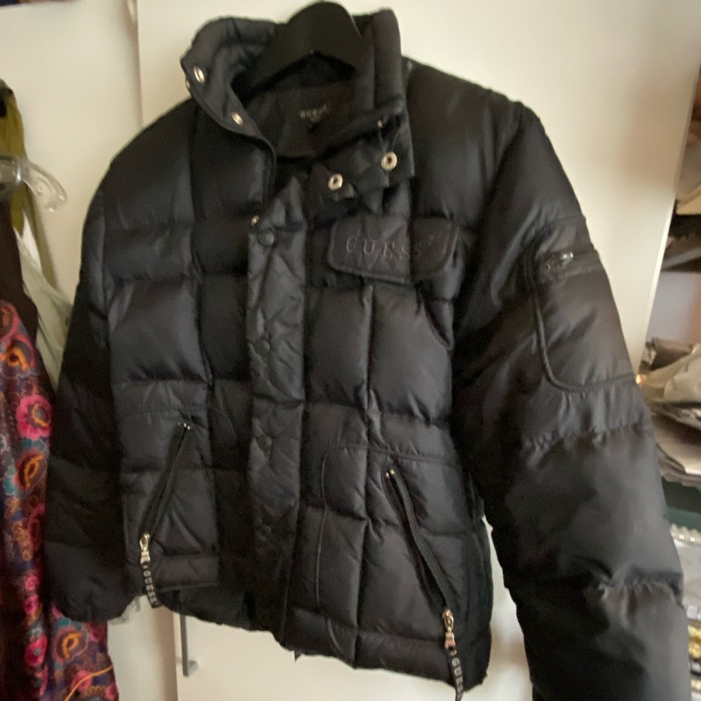 Puffy guess jacket bomber style- new size m